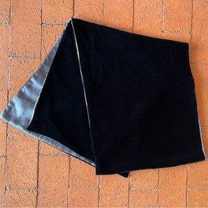 Banana Republic velvet and silk scarf
